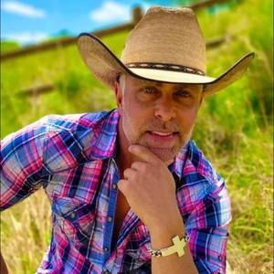 Meet your Posher, Brad